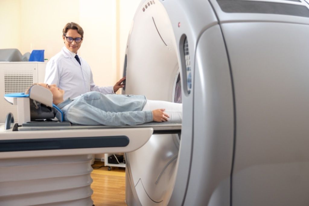 КТ головы в Уфе - цены на услуги, сделать компьютерную томографию ...